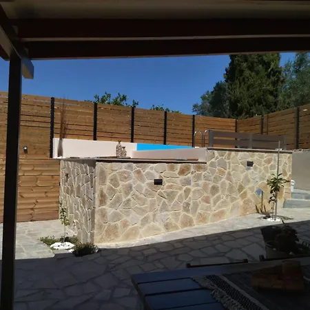Kamara With Private Pool Tatil Evi