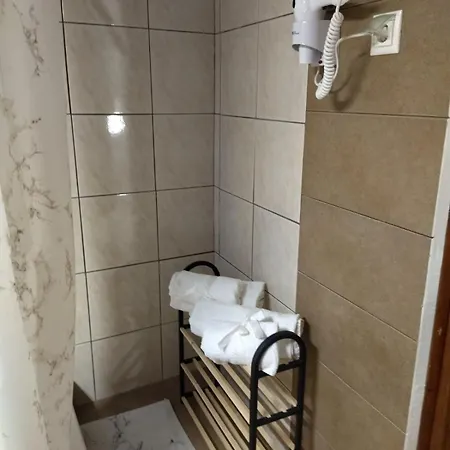 Kamara With Private Pool Tatil Evi Vasilies